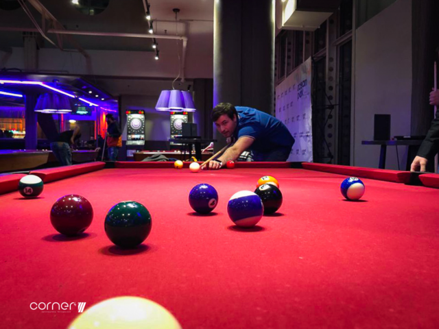 corner4 Mitarbeiterevent Billard